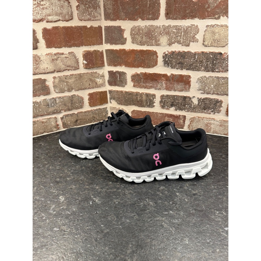 On Cloudflow 4 Womens Running Shoes Black White Pink 3WD30110299 Size 8.5 - Picture 2 of 7